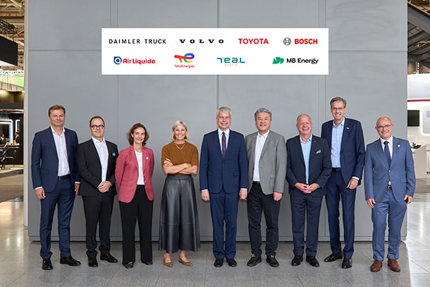 Industry Leaders scale Full Value Chain for Hydrogen Mobility across Europe